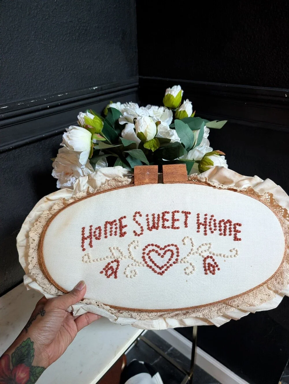 Vintage Cottagecore Hand-Made cross stitch home sweet home, Frill, wall decor